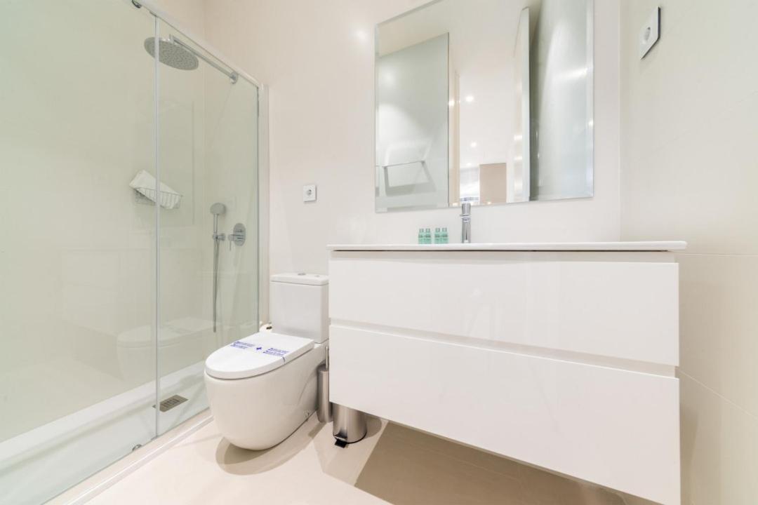 2 Bedrooms 2 Bathrooms Furnished - Delicias - Modern- Mintystay Μαδρίτη Εξωτερικό φωτογραφία